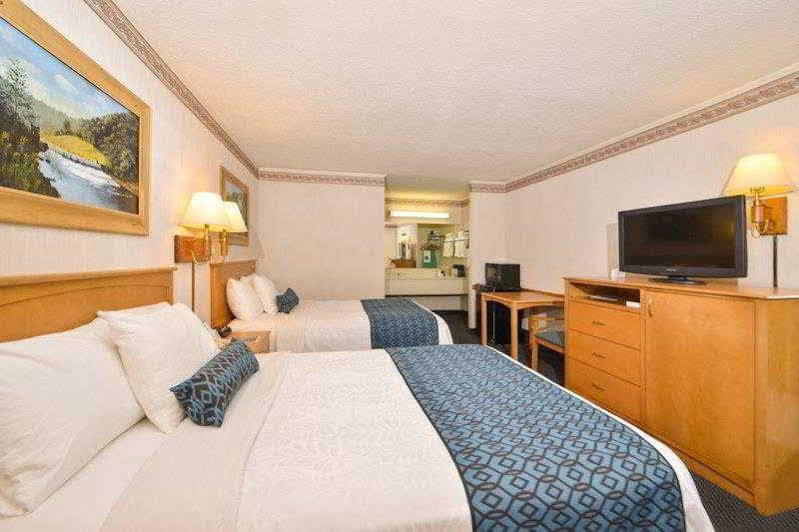 Days Inn By Wyndham Jefferson מראה חיצוני תמונה