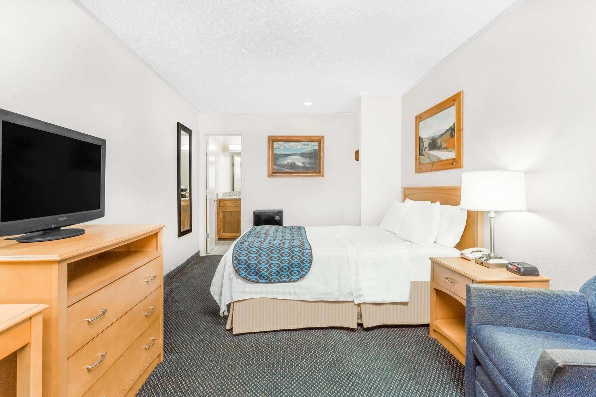 Days Inn By Wyndham Jefferson מראה חיצוני תמונה